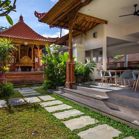 Griya D'Carik Hotel Perean Bagian luar foto